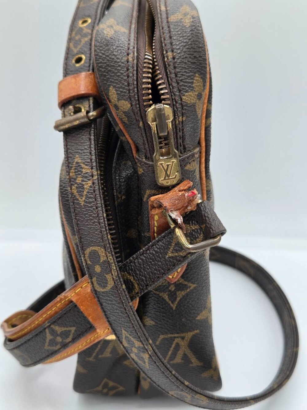 Louis Vuitton Monogram Amazone Crossbody Bag | Vintage | Authentic | COA - Picture 4 of 15